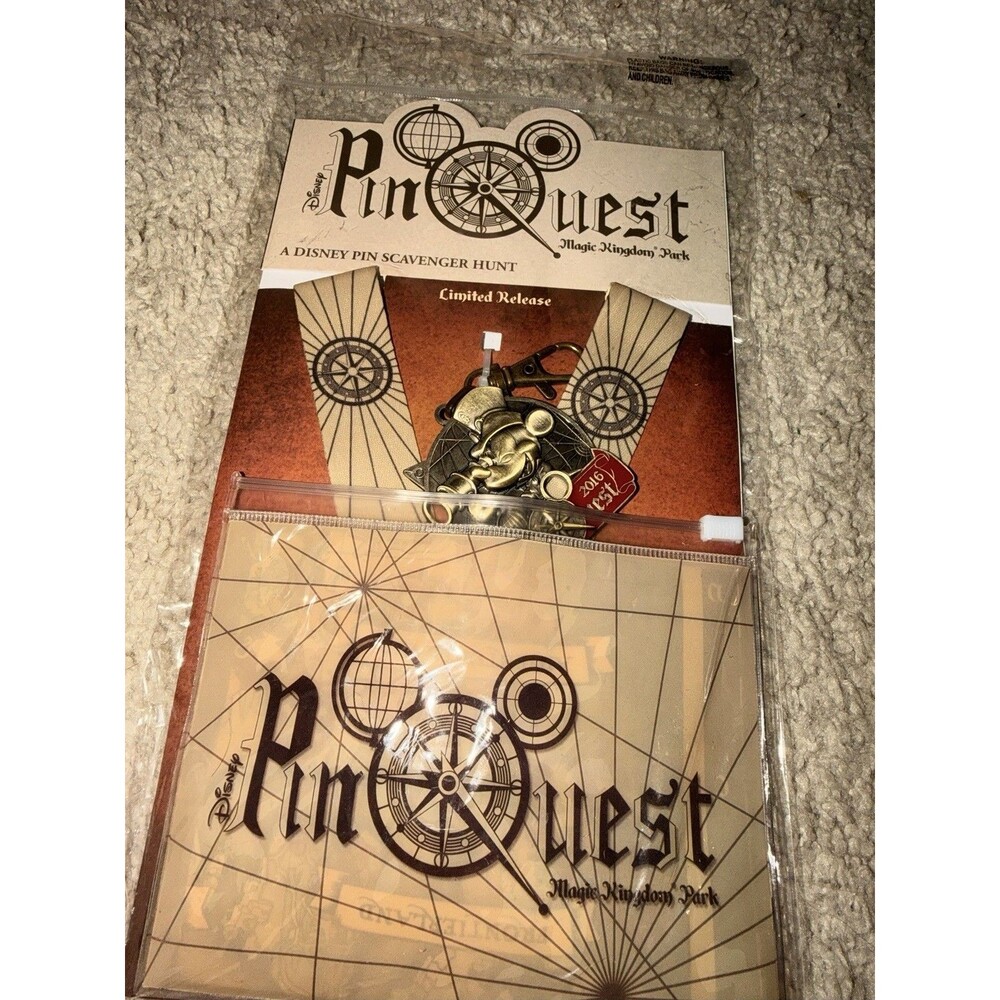MAGIC KINGDOM PARK PIN Trading QUEST Scavenger Hunt Set Map/Lanyard DISNEY